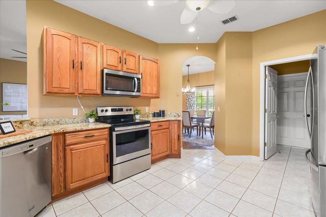 244 LARGO DRIVE, Kissimmee, FL 34759
