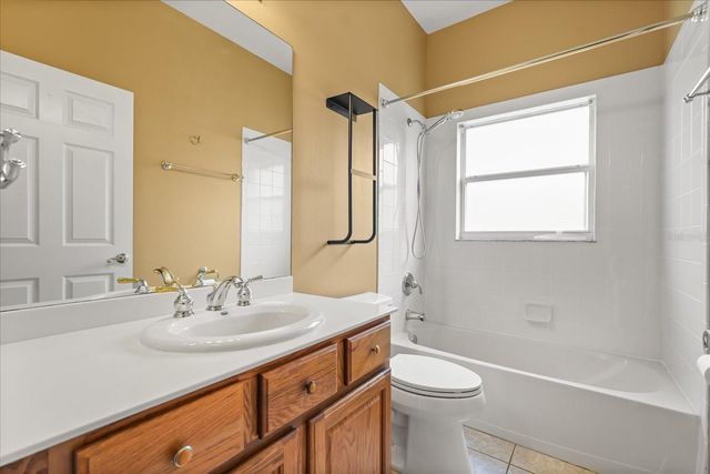 244 LARGO DRIVE, Kissimmee, FL 34759
