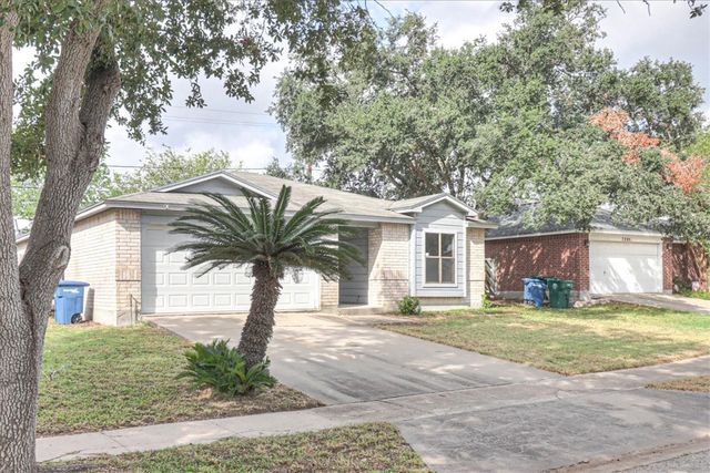 7209 Windy Ridge Dr, Corpus Christi, TX 78413