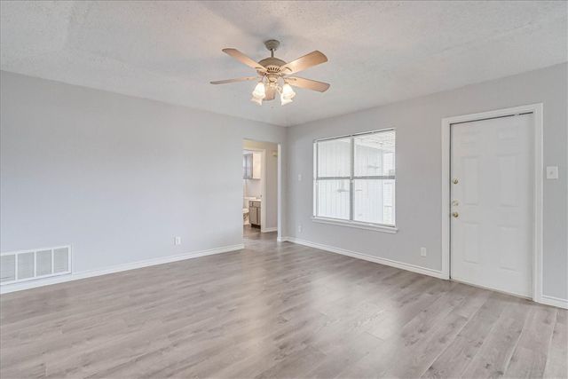 7209 Windy Ridge Dr, Corpus Christi, TX 78413