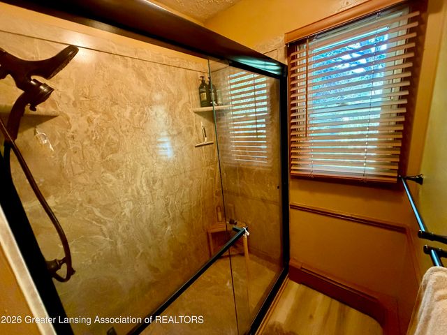 5004 Plum Hollow Drive, Lansing, MI 48917