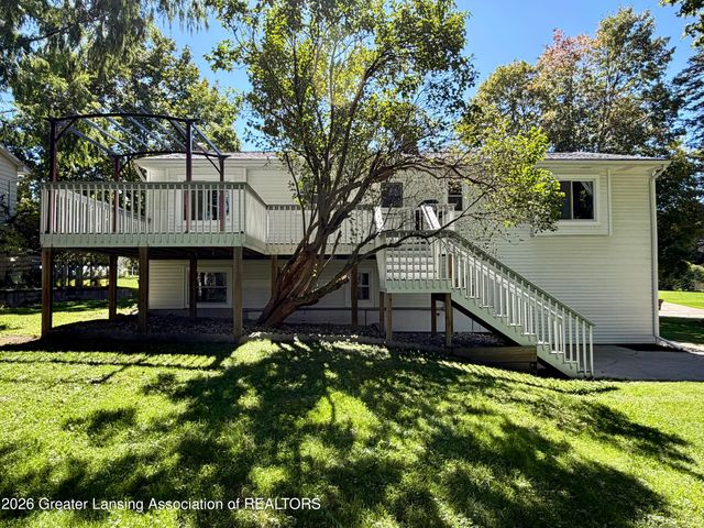 5004 Plum Hollow Drive, Lansing, MI 48917