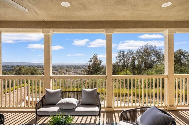 638 E Tangerine Street, Azusa, CA 91702