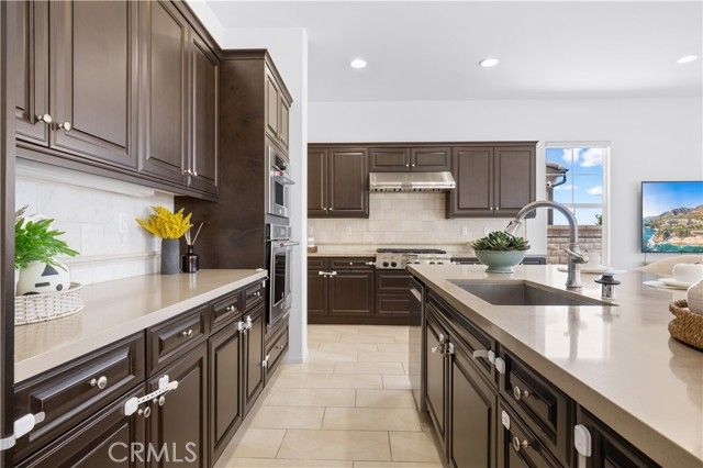 638 E Tangerine Street, Azusa, CA 91702