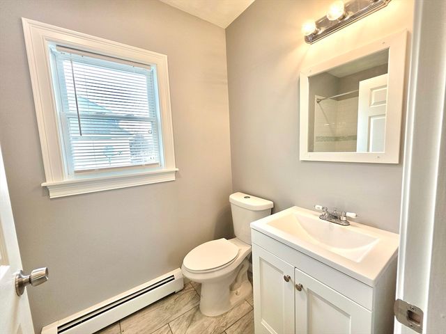 41 Benefit St 2, Pawtucket, RI 02861