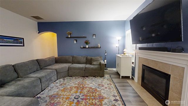 736 G Street SW, Tumwater, WA 98512