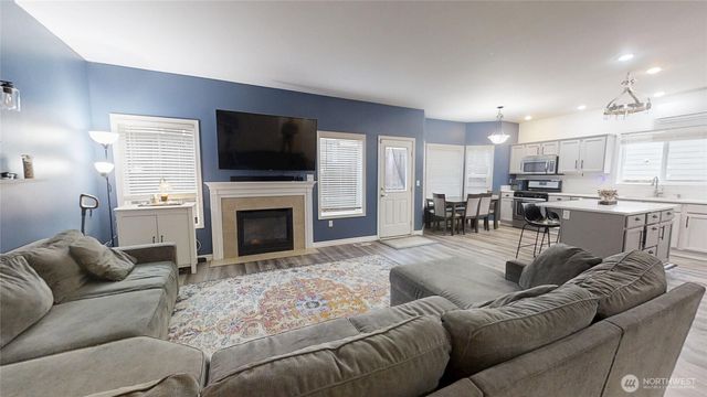 736 G Street SW, Tumwater, WA 98512