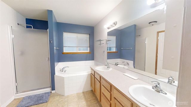 736 G Street SW, Tumwater, WA 98512