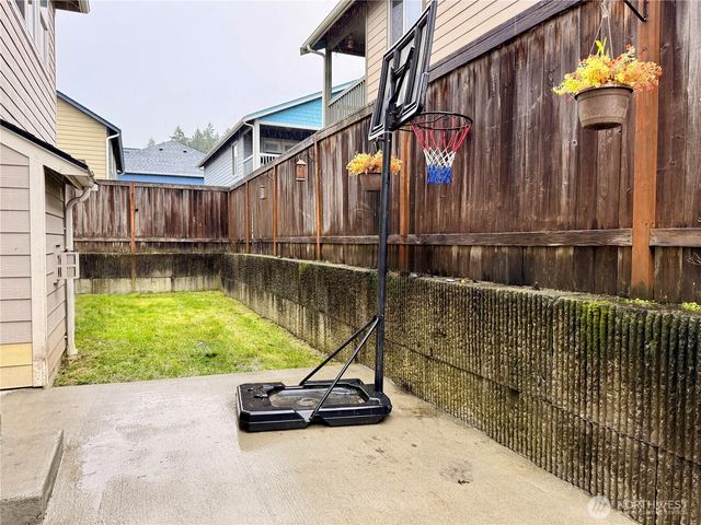 736 G Street SW, Tumwater, WA 98512