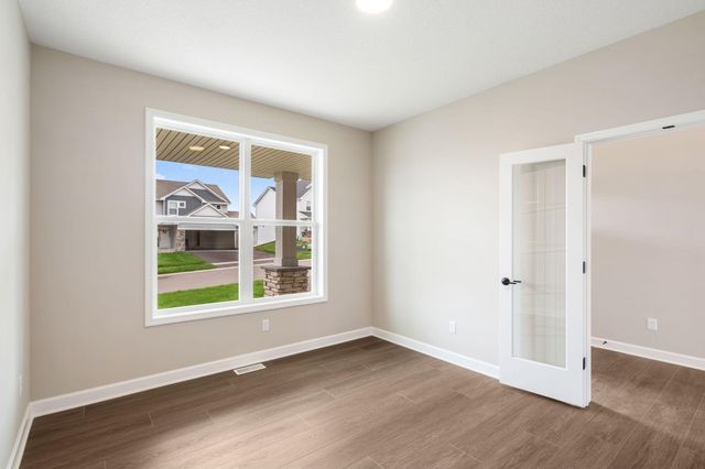 18342 Huntley Trail, Lakeville, MN 55044