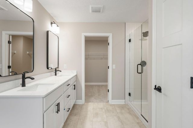 18342 Huntley Trail, Lakeville, MN 55044