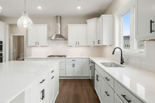 18342 Huntley Trail, Lakeville, MN 55044