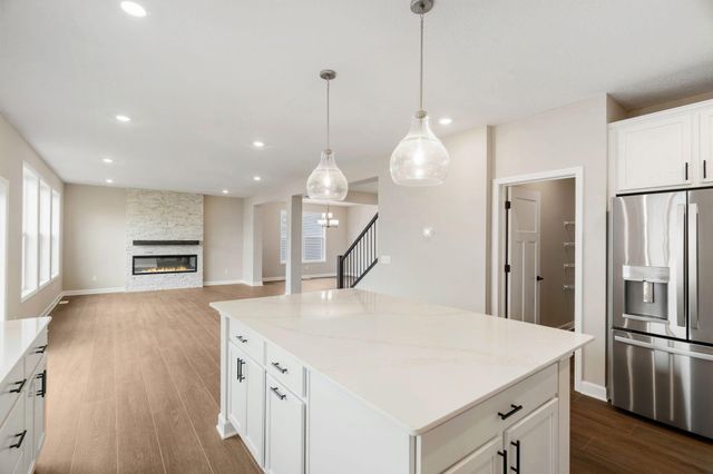 18342 Huntley Trail, Lakeville, MN 55044