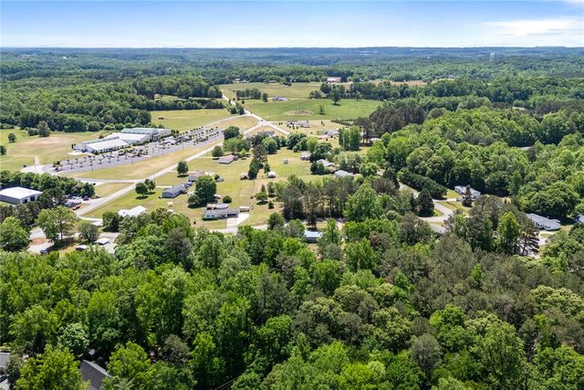 209 Short Cut Road, Westminster, SC 29693