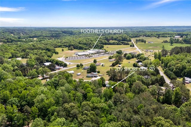 209 Short Cut Road, Westminster, SC 29693