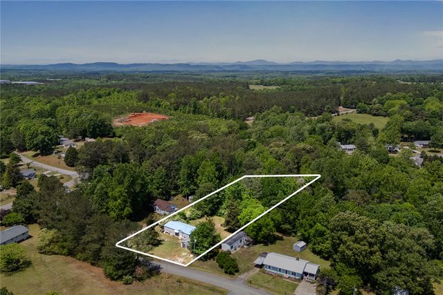 209 Short Cut Road, Westminster, SC 29693