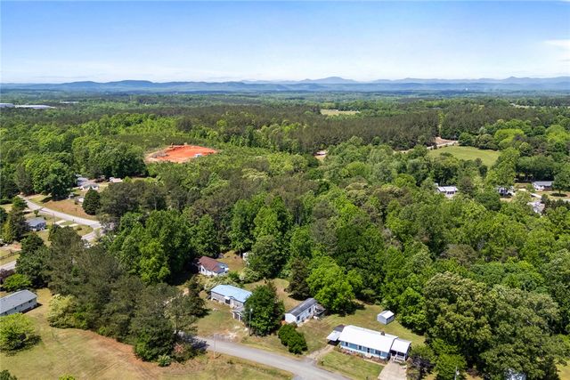 209 Short Cut Road, Westminster, SC 29693