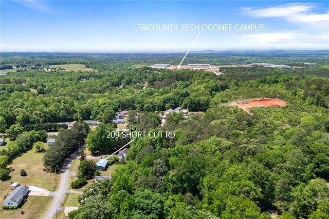 209 Short Cut Road, Westminster, SC 29693