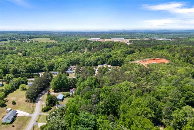 209 Short Cut Road, Westminster, SC 29693