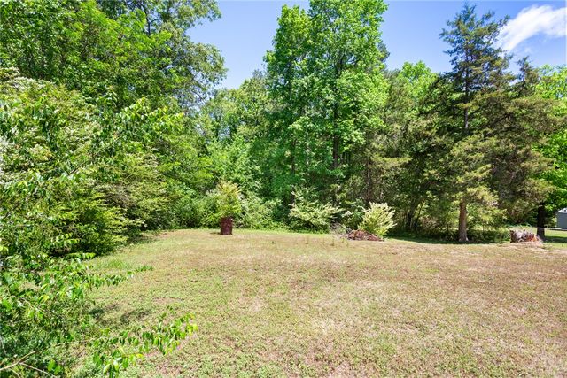 209 Short Cut Road, Westminster, SC 29693