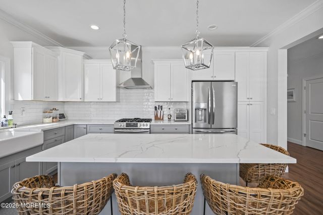 128 Peach Street, Tinton Falls, NJ 07724