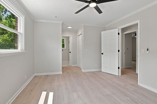 215 Tyne Bay Dr, Hendersonville, TN 37075