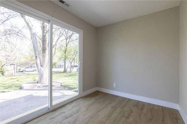 5819 Ridgeway Avenue, Kansas City, MO 64133