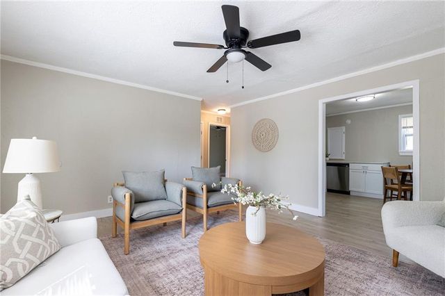 5819 Ridgeway Avenue, Kansas City, MO 64133