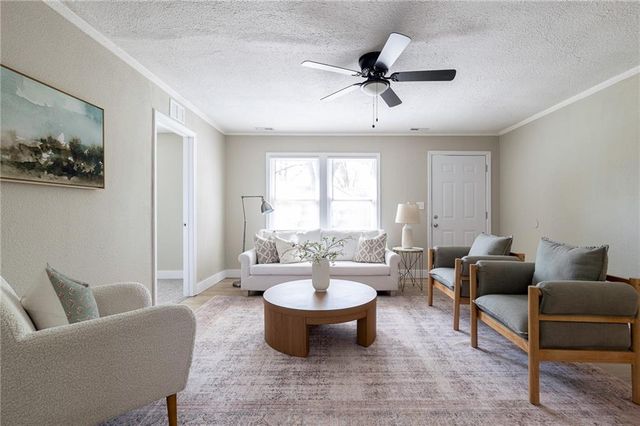 5819 Ridgeway Avenue, Kansas City, MO 64133