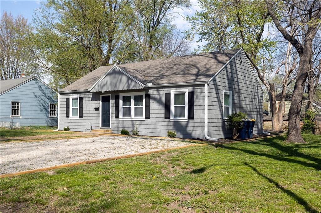 5819 Ridgeway Avenue, Kansas City, MO 64133