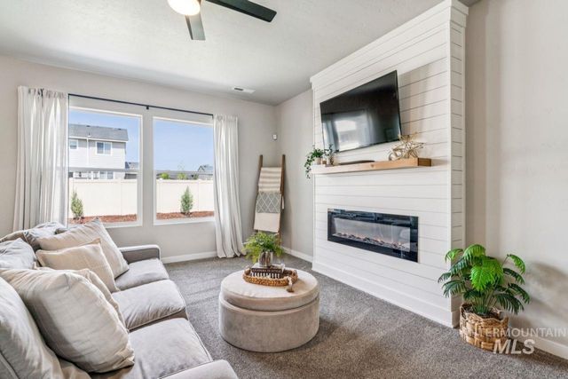 17413 N Santimon Way, Nampa, ID 83687