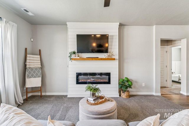 17413 N Santimon Way, Nampa, ID 83687