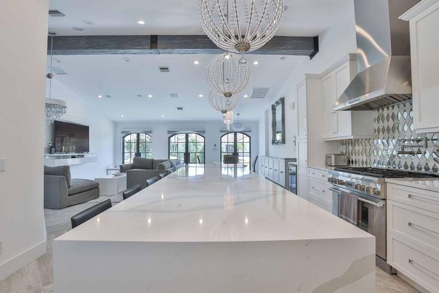 713 Forsyth Street, Boca Raton, FL 33487