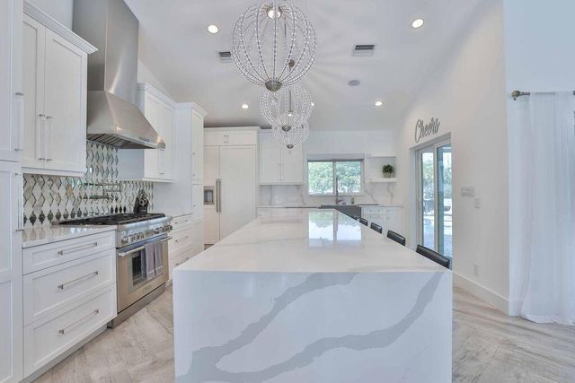 713 Forsyth Street, Boca Raton, FL 33487