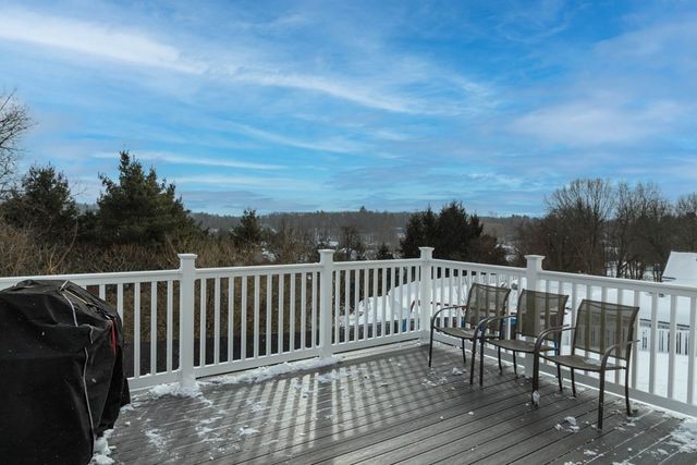 65 Farm Hill Road, Leominster, MA 01453