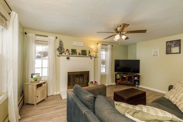 65 Farm Hill Road, Leominster, MA 01453