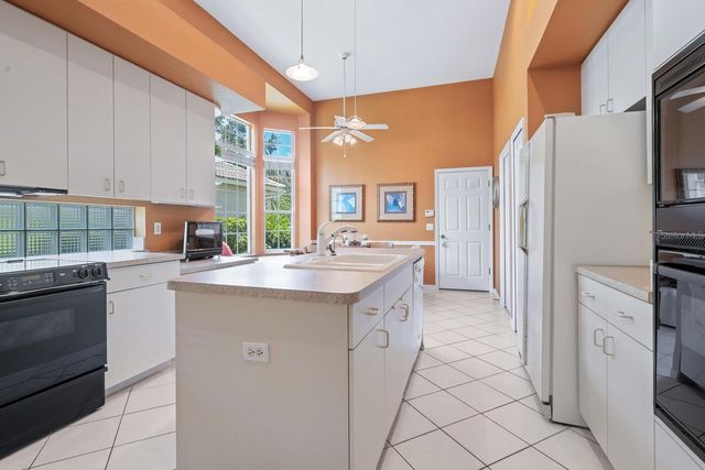 4374 MIRABELLA CIRCLE, Bradenton, FL 34210
