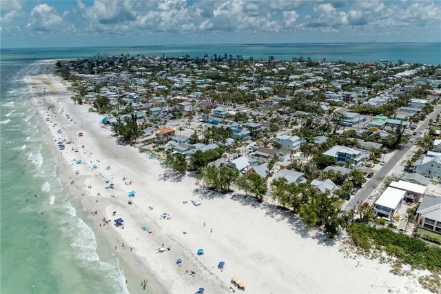 4374 MIRABELLA CIRCLE, Bradenton, FL 34210