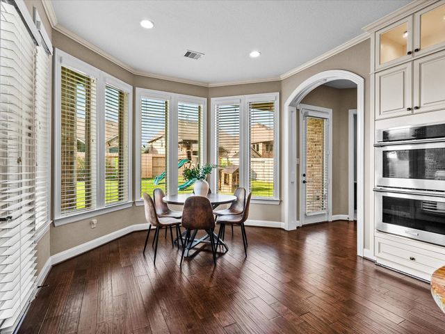 2206 Bailey Bend Lane, Friendswood, TX 77546