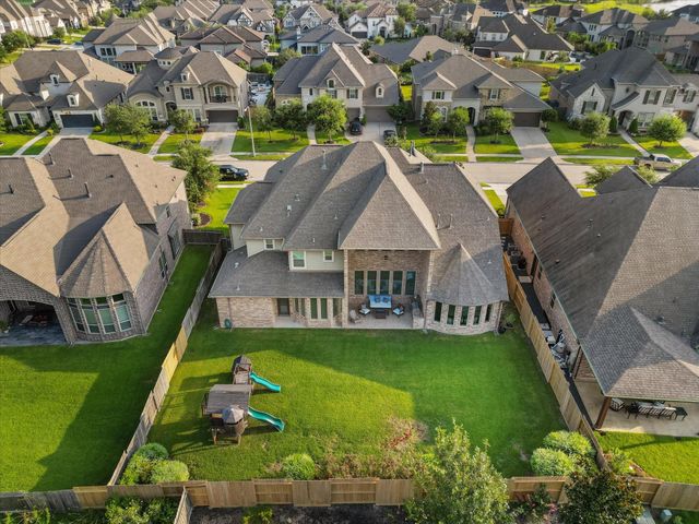 2206 Bailey Bend Lane, Friendswood, TX 77546