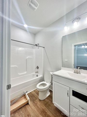 140 Swan Park Lane 16, Statesville, NC 28625