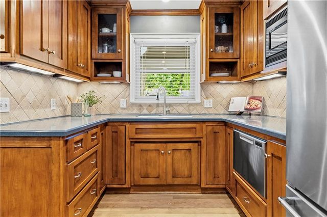 7117 Cedar Street, Prairie Village, KS 66208
