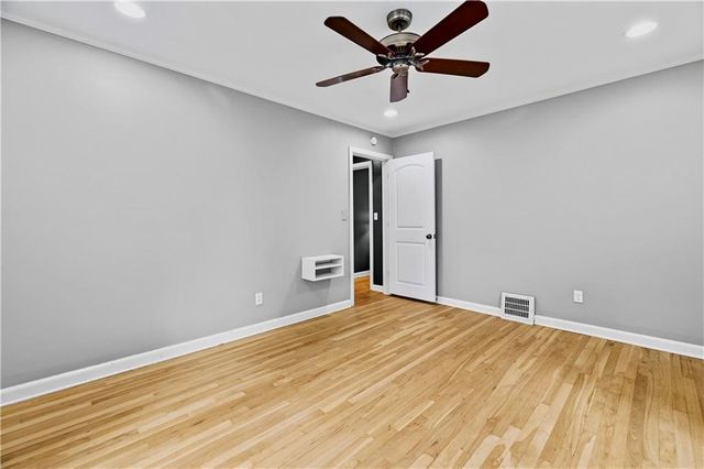 7117 Cedar Street, Prairie Village, KS 66208