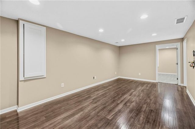 7117 Cedar Street, Prairie Village, KS 66208
