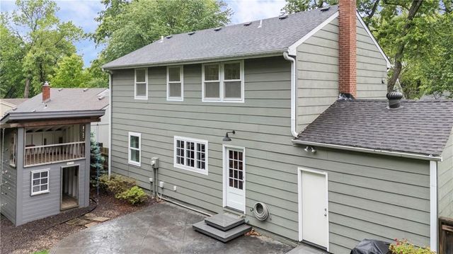 7117 Cedar Street, Prairie Village, KS 66208