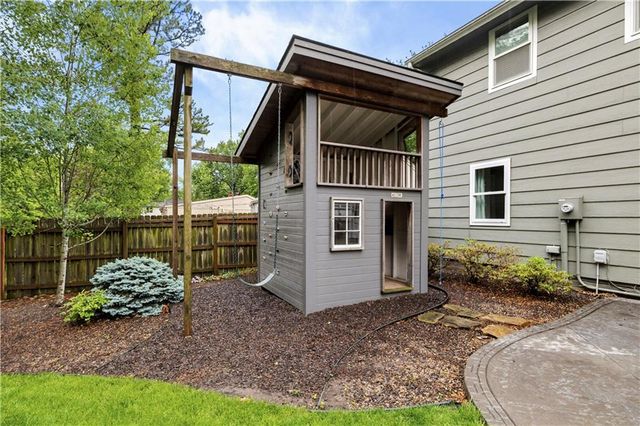 7117 Cedar Street, Prairie Village, KS 66208