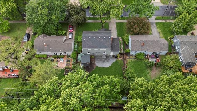 7117 Cedar Street, Prairie Village, KS 66208