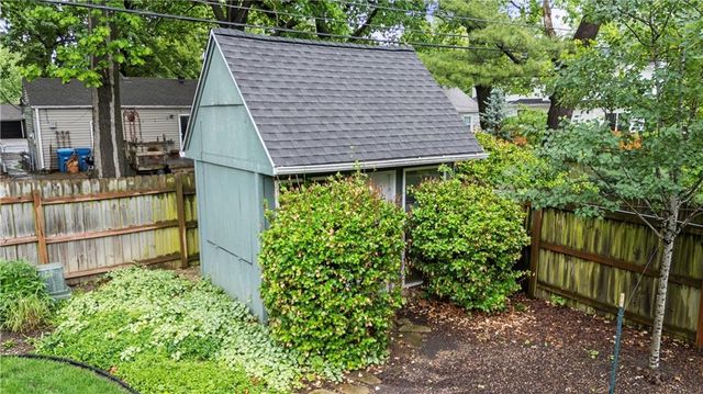 7117 Cedar Street, Prairie Village, KS 66208