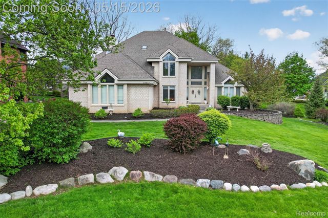 28959 Augusta, Farmington Hills, MI 48331