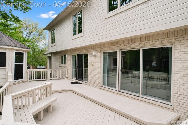 28959 Augusta, Farmington Hills, MI 48331